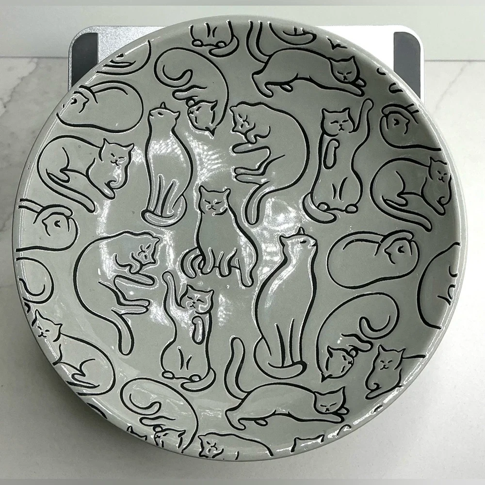 2 Signature Cat Pet Bowl Plate Food Dish Plate Adorable Gray 6” New